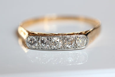 Art Nouveau 5 Stone Band