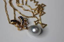 Load image into Gallery viewer, Large Baroque Pearl Necklace