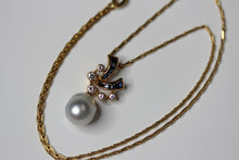 Load image into Gallery viewer, Large Baroque Pearl Necklace
