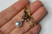 Load image into Gallery viewer, Large Baroque Pearl Necklace